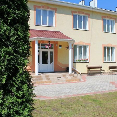 Kremin Hotel Kremenetsʼ Esterno foto