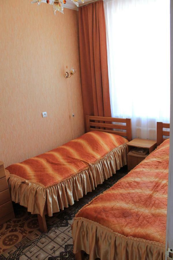 Kremin Hotel Kremenetsʼ Esterno foto